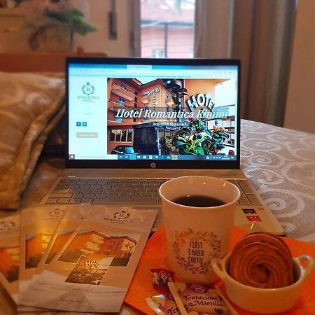 Hotel Romantica Rimini Bagian luar foto