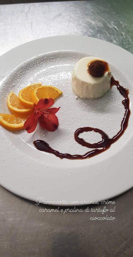 Hotel Romantica Rimini Bagian luar foto